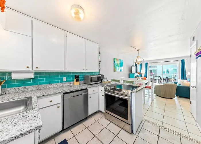 Harbor House 2br Gulf View Low-rise Wrap Balcony Apartment *