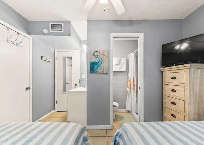 Harbor House 2br Gulf View Low-rise Wrap Balcony Apartment *