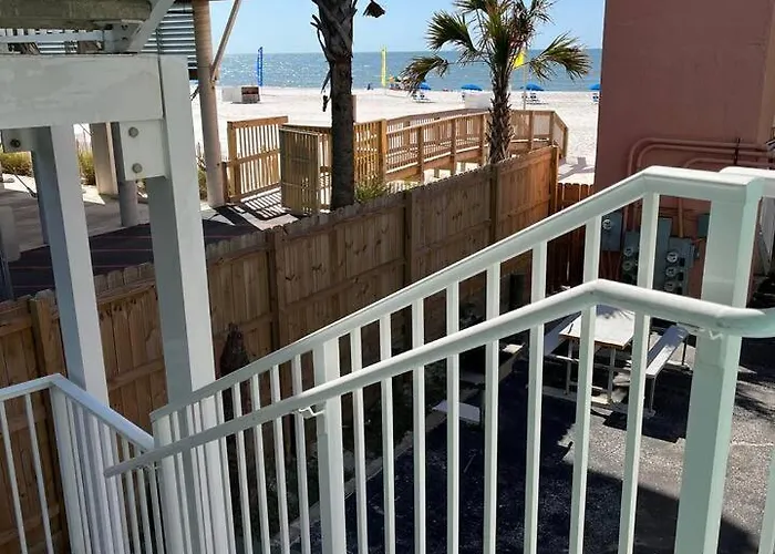 Apartment Harbor House 2br Gulf View Low-rise Wrap Balcony